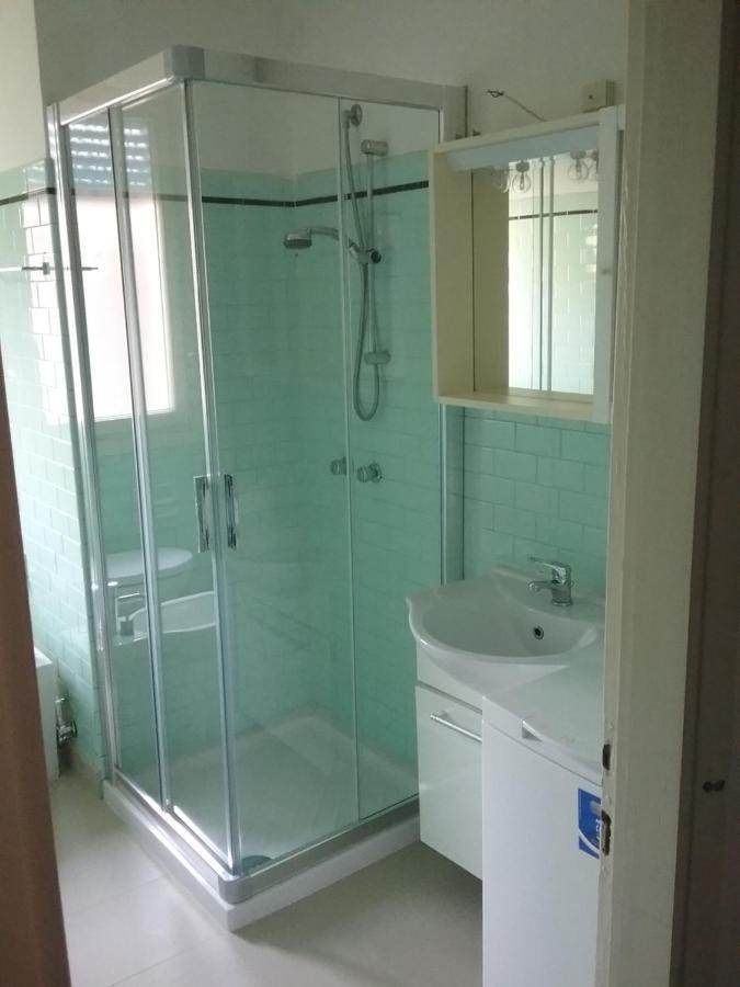 Casa Marialuigia - Appartamenti Solo Per Famiglie Lido di Jesolo Bagian luar foto